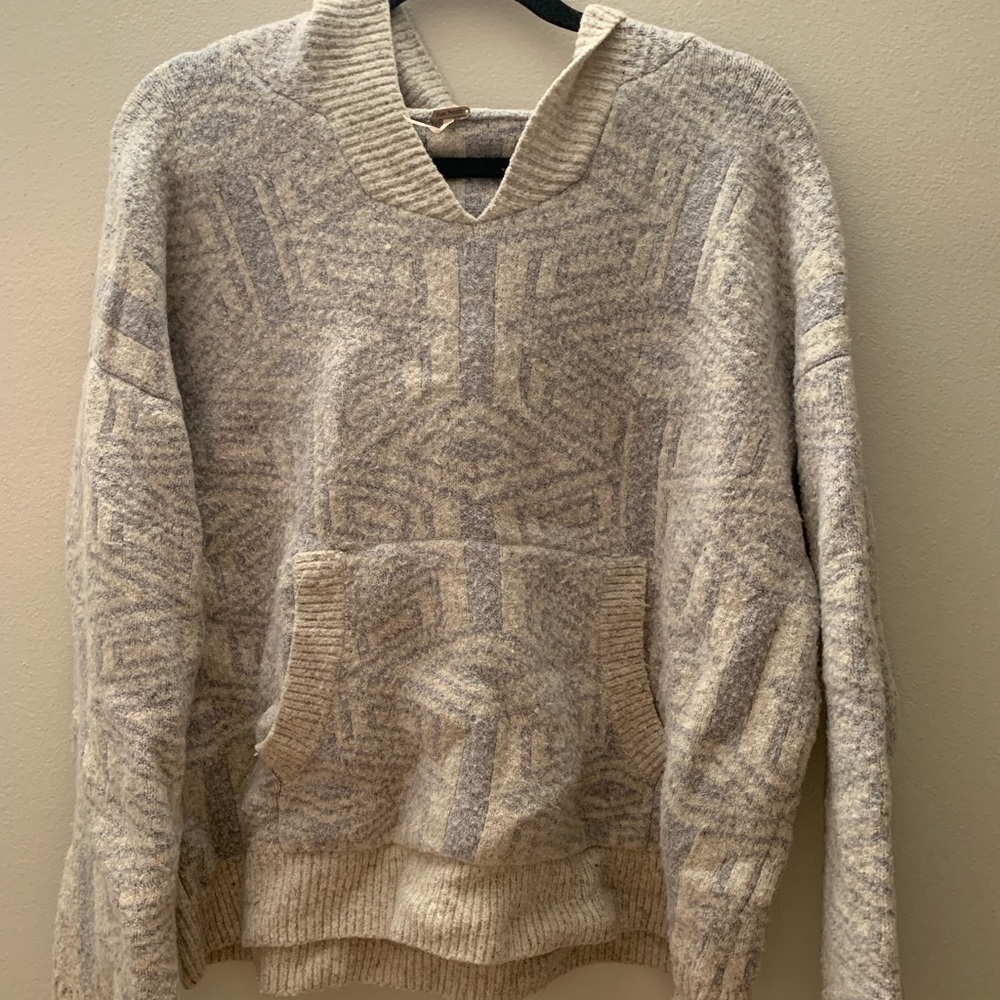 Free people sweatshirt